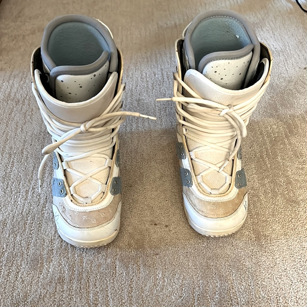 K2  women’s 8 snowboard boots. Worn 8 times and have been in garage ever since.